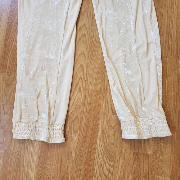 NEW! HAH | '1 Track Mind' Crushed Velvet Jogger Pants - size Large in Ivory - Picture 8 of 16